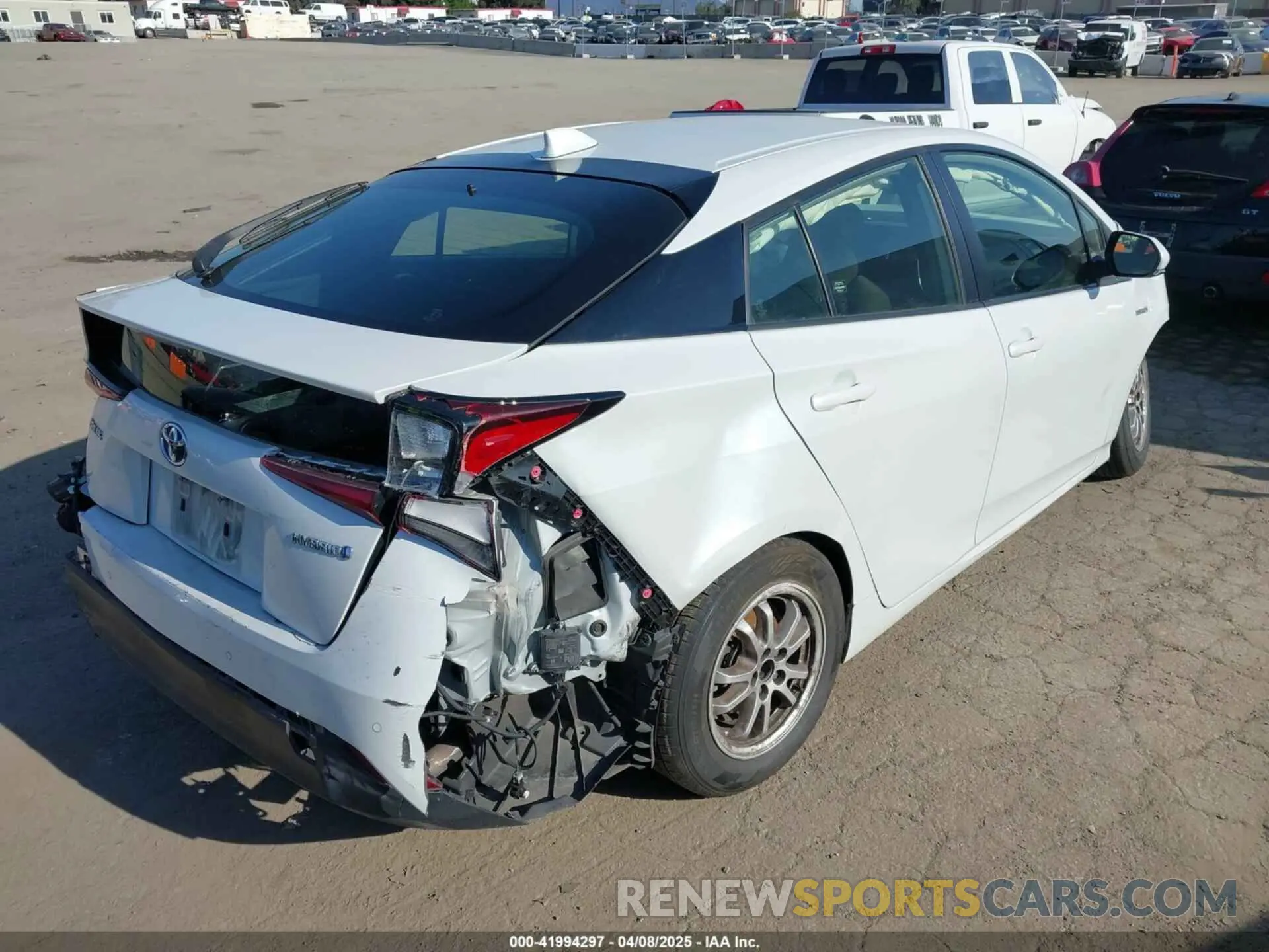 4 fotografías del automóvil dañado JTDKAMFU9N3154977 TOYOTA PRIUS 2022
