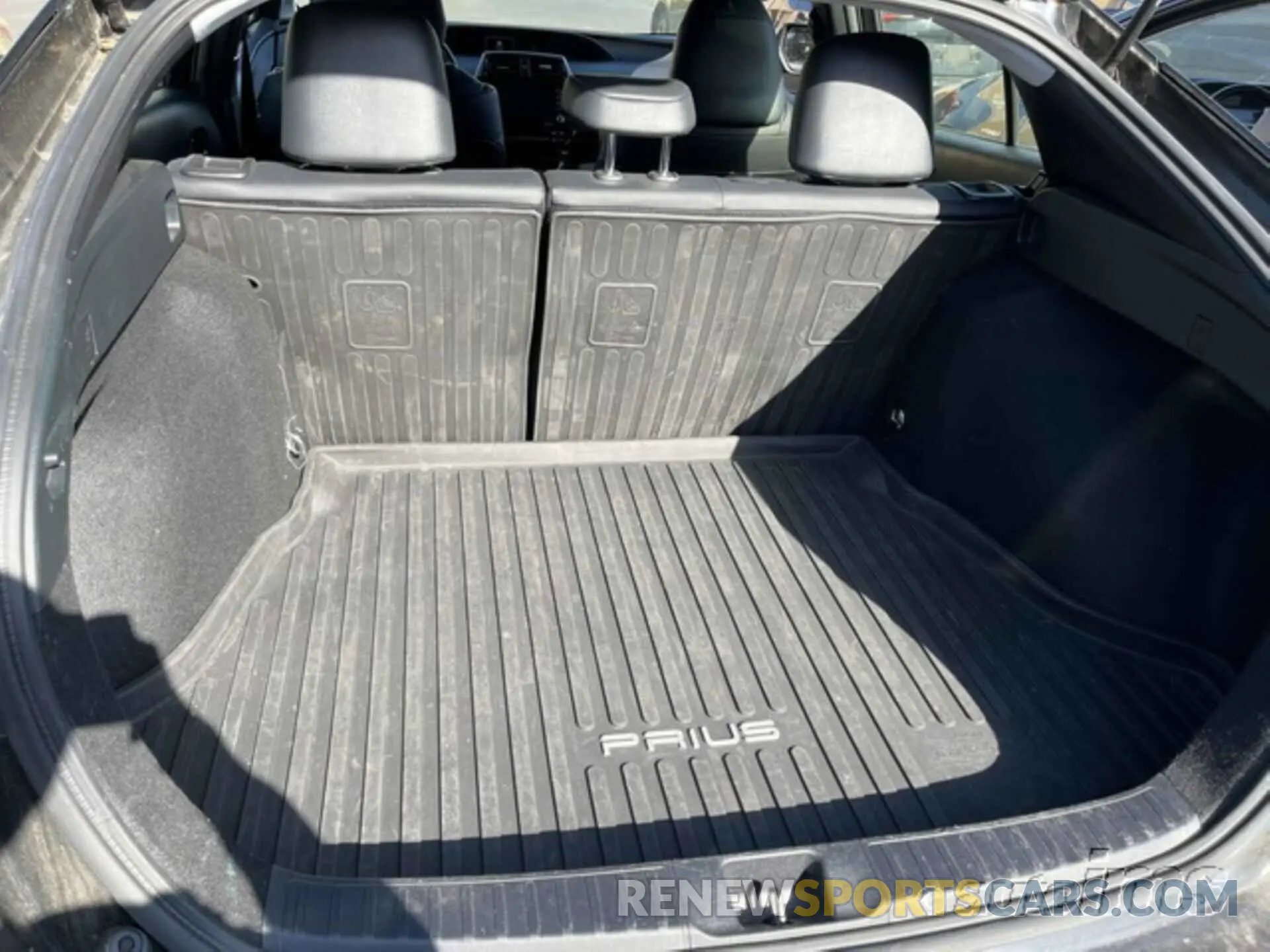 10 fotografías del automóvil dañado JTDKAMFU9N3178910 TOYOTA PRIUS 2022