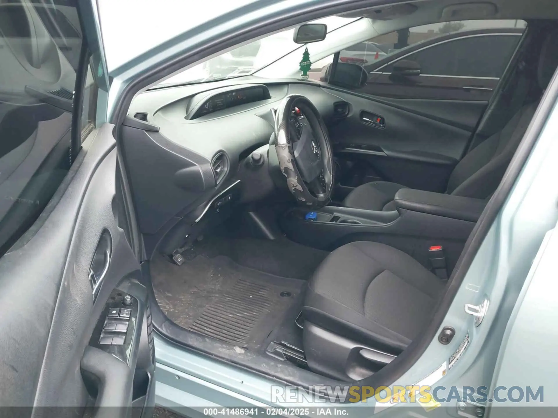 5 fotografías del automóvil dañado JTDKAMFU9N3186859 TOYOTA PRIUS 2022