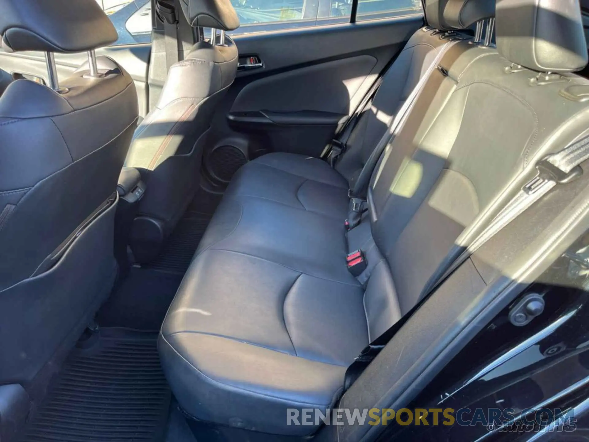 12 fotografías del automóvil dañado JTDKAMFUXN3161159 TOYOTA PRIUS 2022