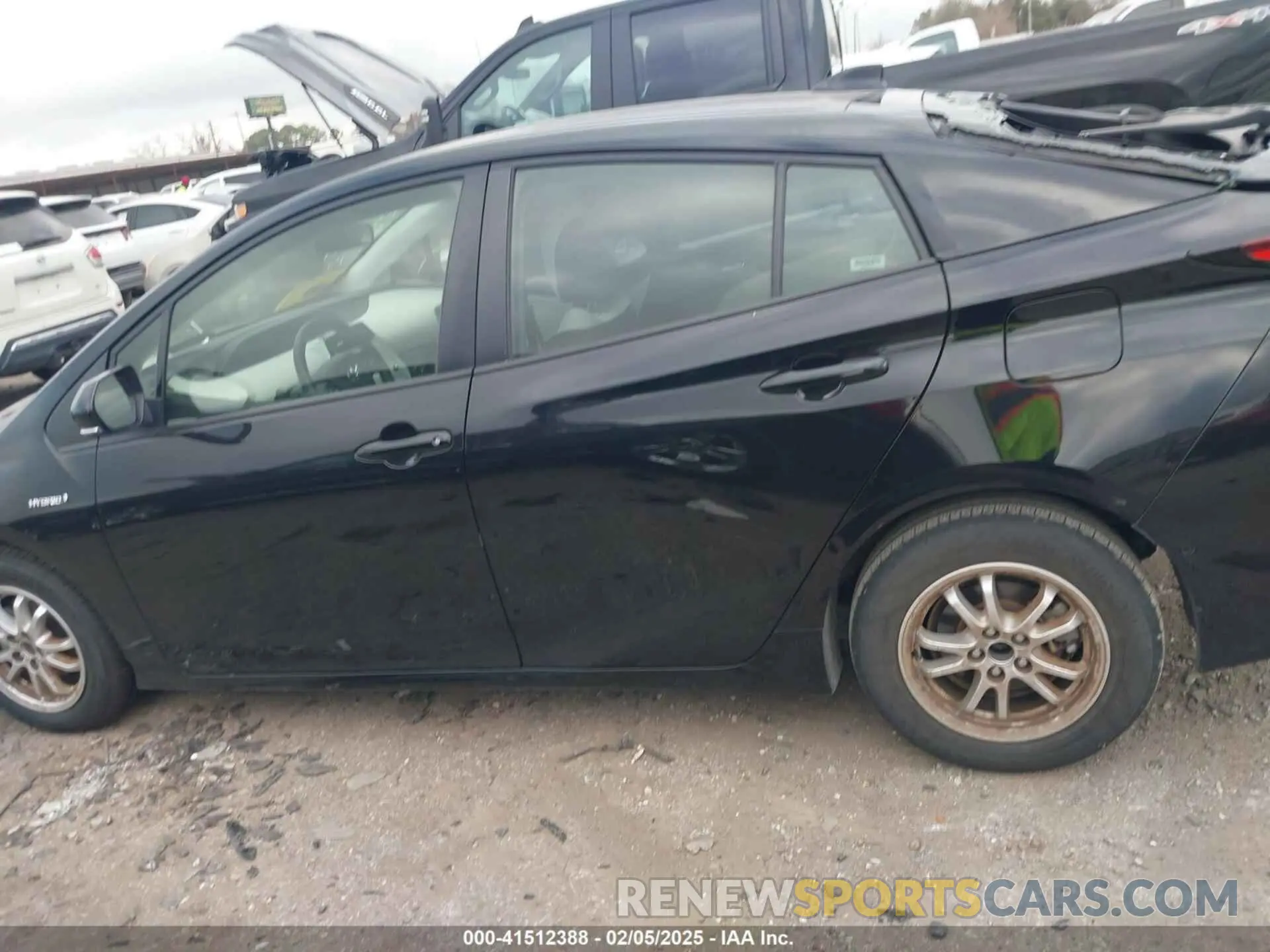 15 fotografías del automóvil dañado JTDKAMFUXN3164174 TOYOTA PRIUS 2022