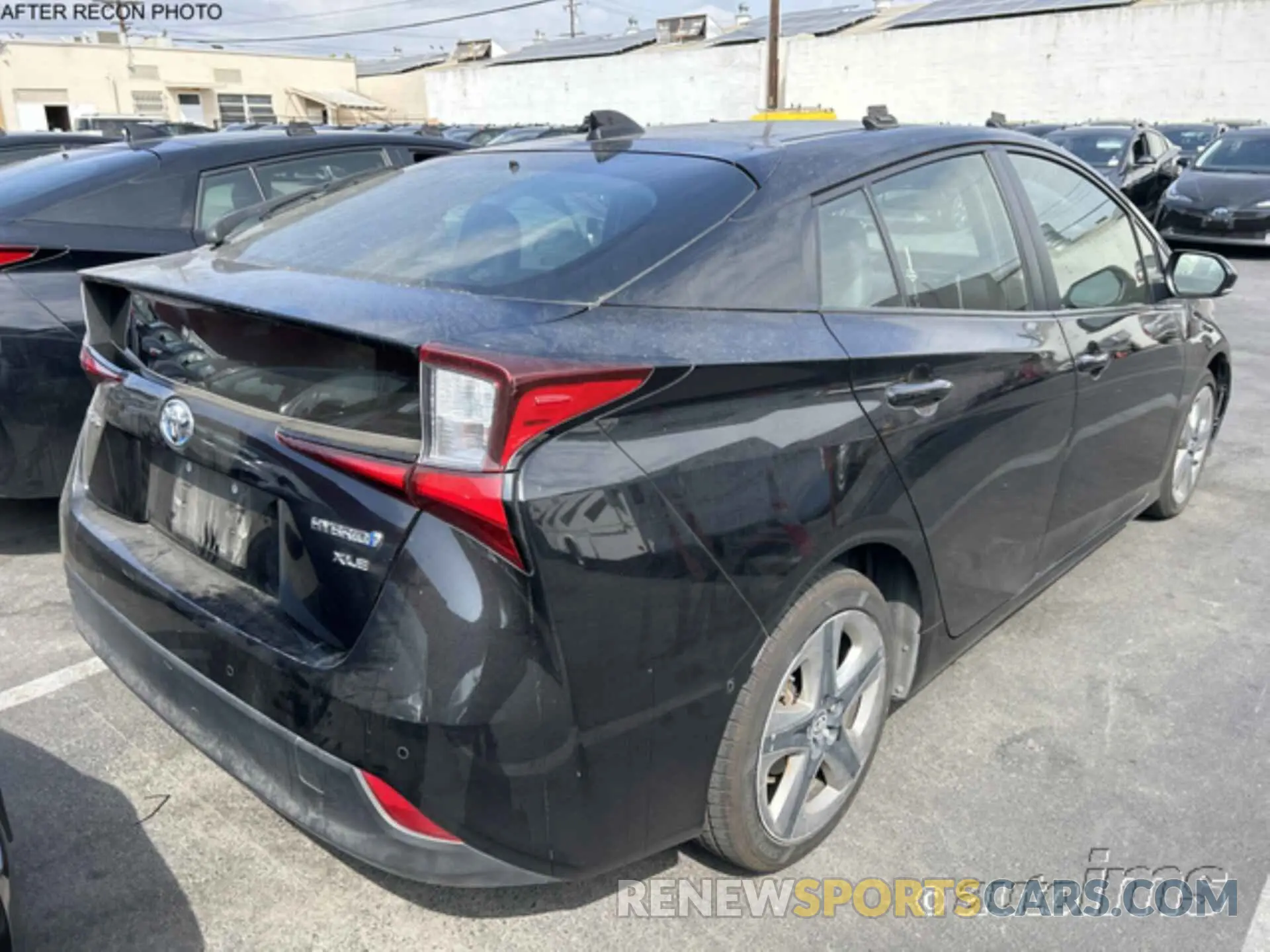 2 fotografías del automóvil dañado JTDKAMFUXN3178964 TOYOTA PRIUS 2022