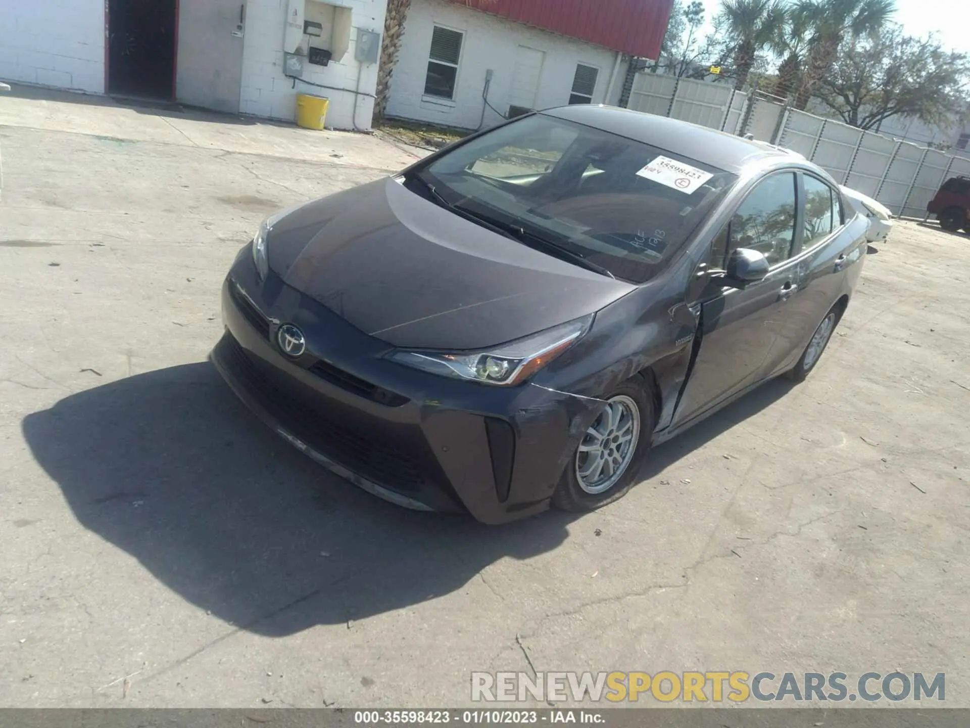 2 fotografías del automóvil dañado JTDKAMFUXN3182352 TOYOTA PRIUS 2022