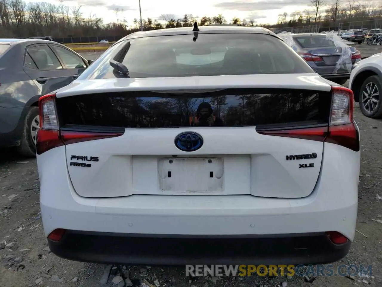 6 fotografías del automóvil dañado JTDL9MFU1N3034829 TOYOTA PRIUS 2022