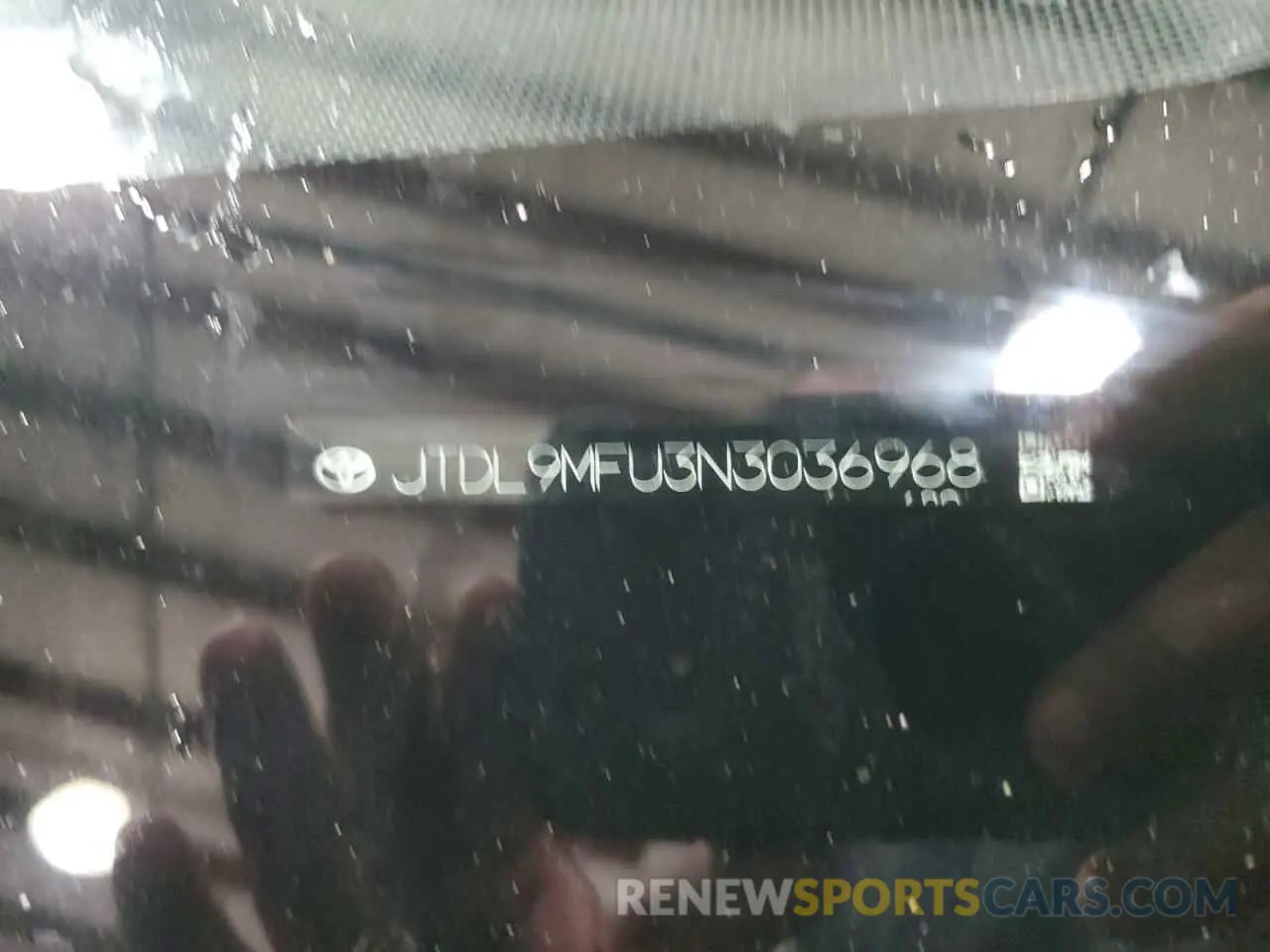 12 fotografías del automóvil dañado JTDL9MFU3N3036968 TOYOTA PRIUS 2022