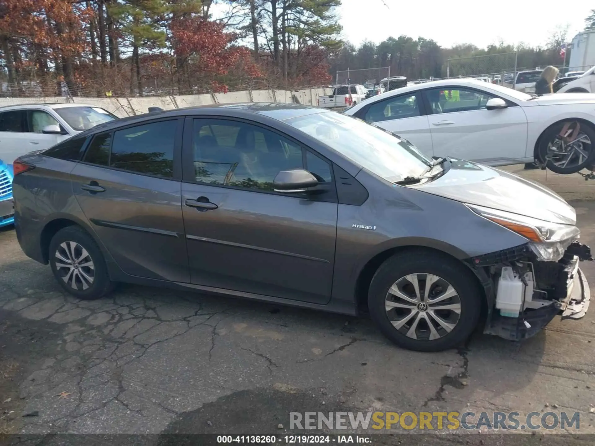 13 fotografías del automóvil dañado JTDL9MFU5N3032968 TOYOTA PRIUS 2022