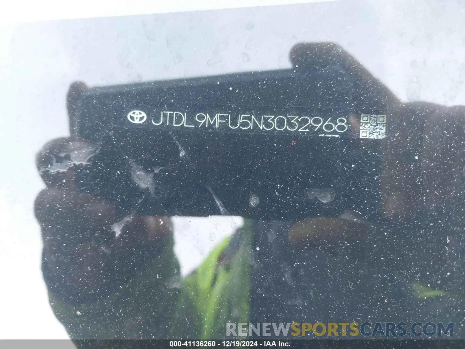 17 fotografías del automóvil dañado JTDL9MFU5N3032968 TOYOTA PRIUS 2022