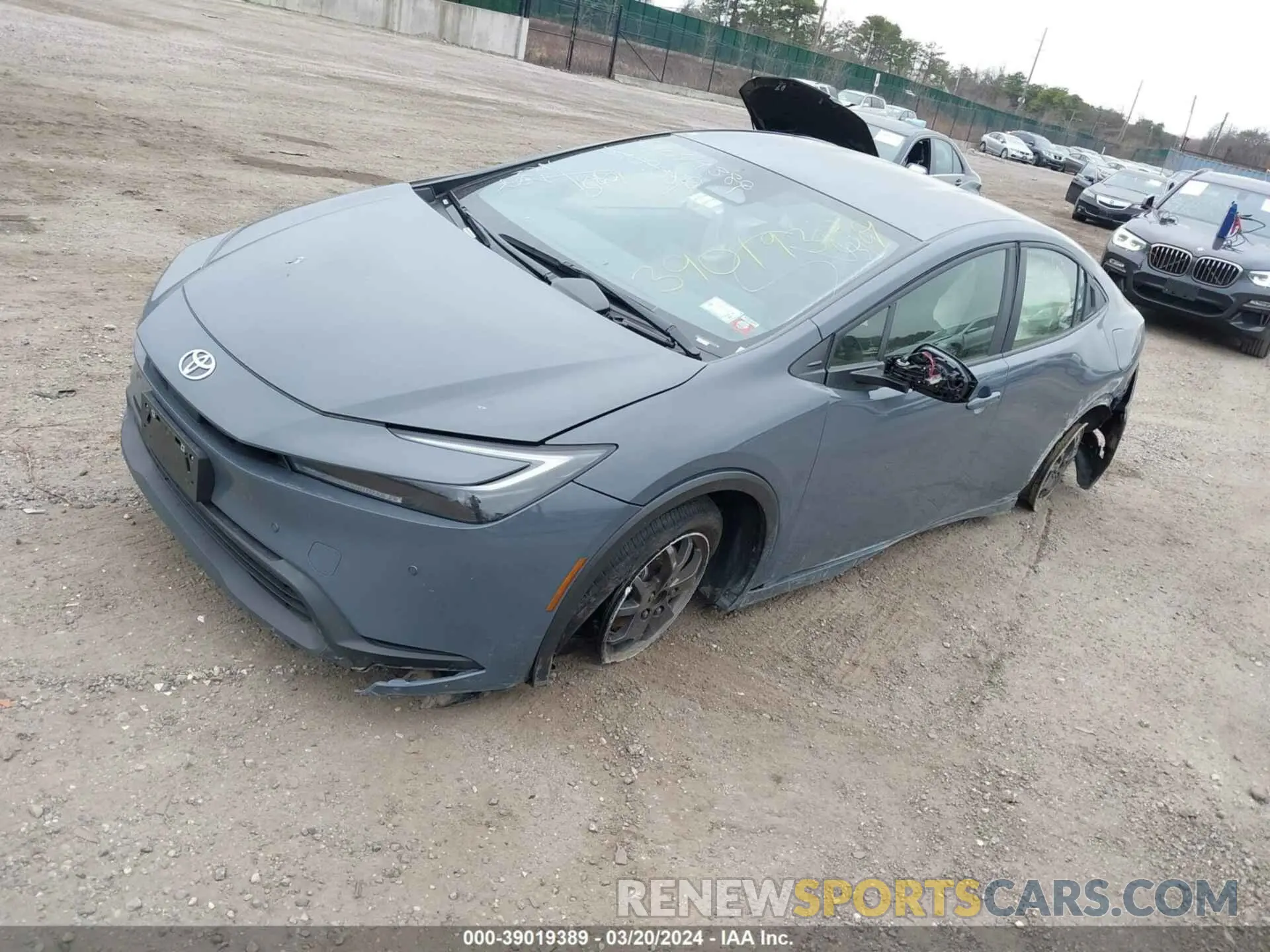 2 fotografías del automóvil dañado JTDACAAU0P3003606 TOYOTA PRIUS 2023
