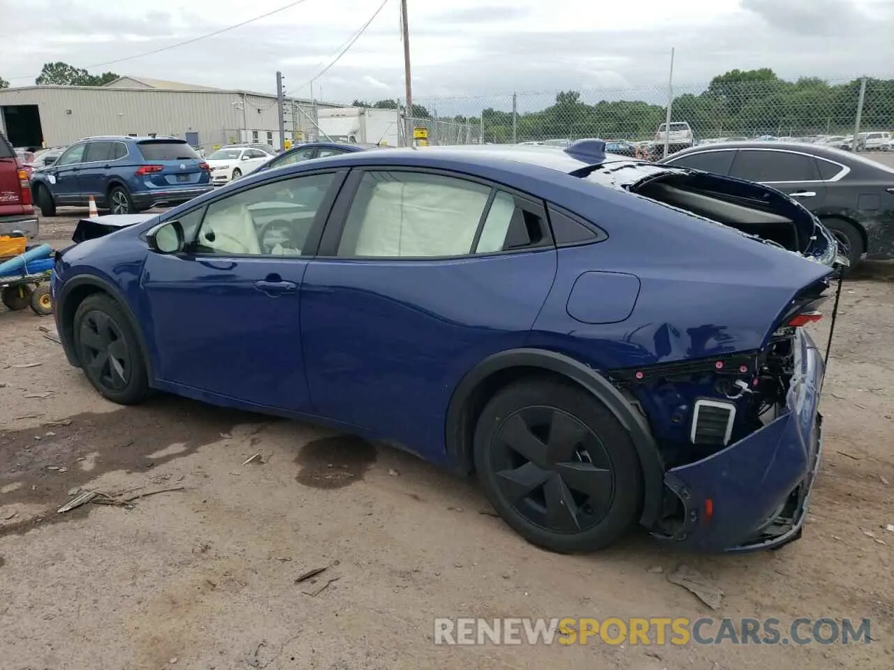 2 fotografías del automóvil dañado JTDACAAU0P3008286 TOYOTA PRIUS 2023