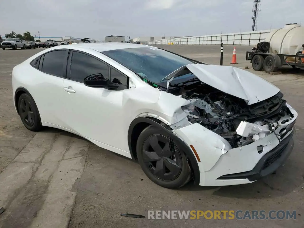 4 fotografías del automóvil dañado JTDACAAU0P3009826 TOYOTA PRIUS 2023