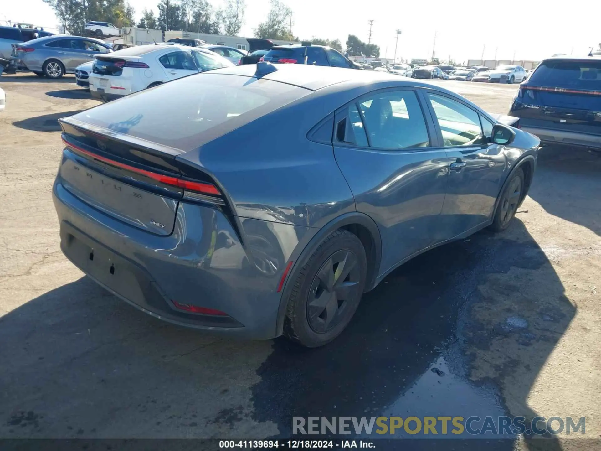 4 fotografías del automóvil dañado JTDACAAU0P3013309 TOYOTA PRIUS 2023