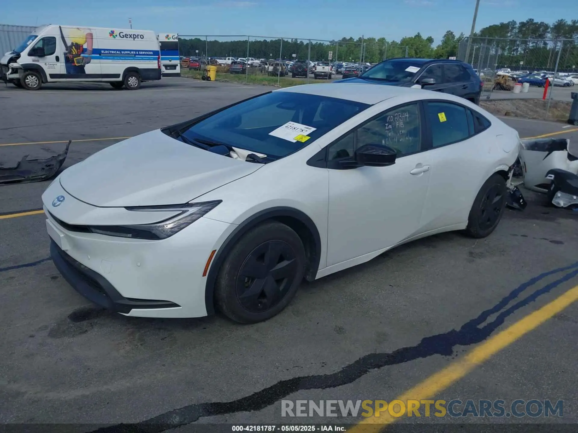 2 fotografías del automóvil dañado JTDACAAU4P3003995 TOYOTA PRIUS 2023