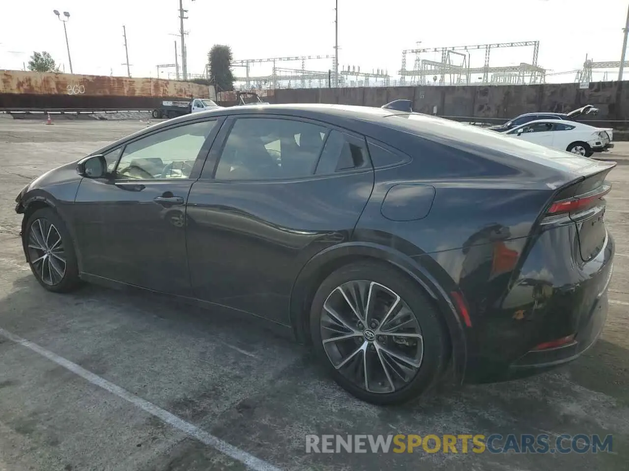 2 fotografías del automóvil dañado JTDACAAU5P3013760 TOYOTA PRIUS 2023