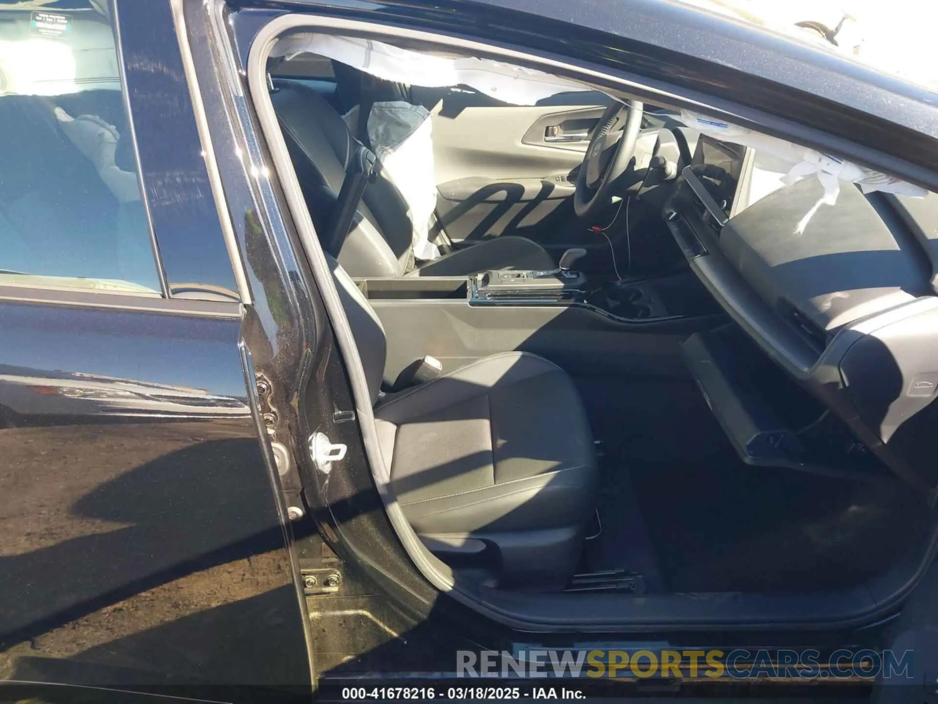 5 fotografías del automóvil dañado JTDACAAU6P3000659 TOYOTA PRIUS 2023