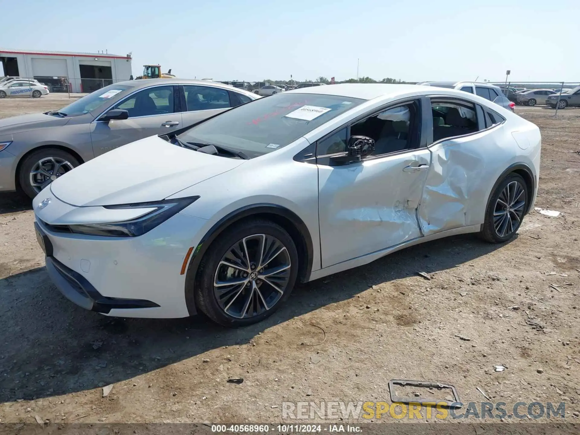 2 fotografías del automóvil dañado JTDACAAU6P3011869 TOYOTA PRIUS 2023