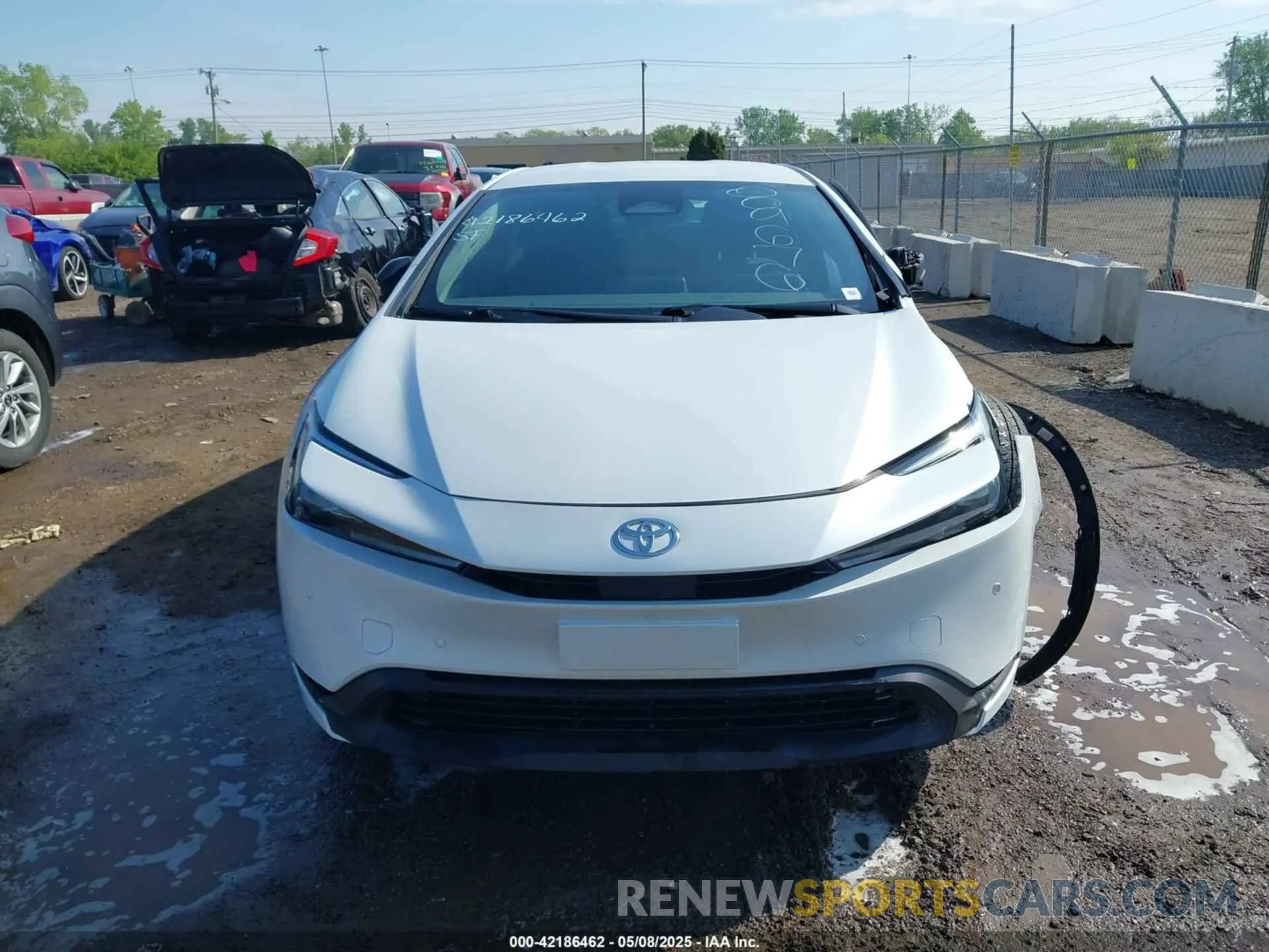 12 fotografías del automóvil dañado JTDACAAU7P3009676 TOYOTA PRIUS 2023