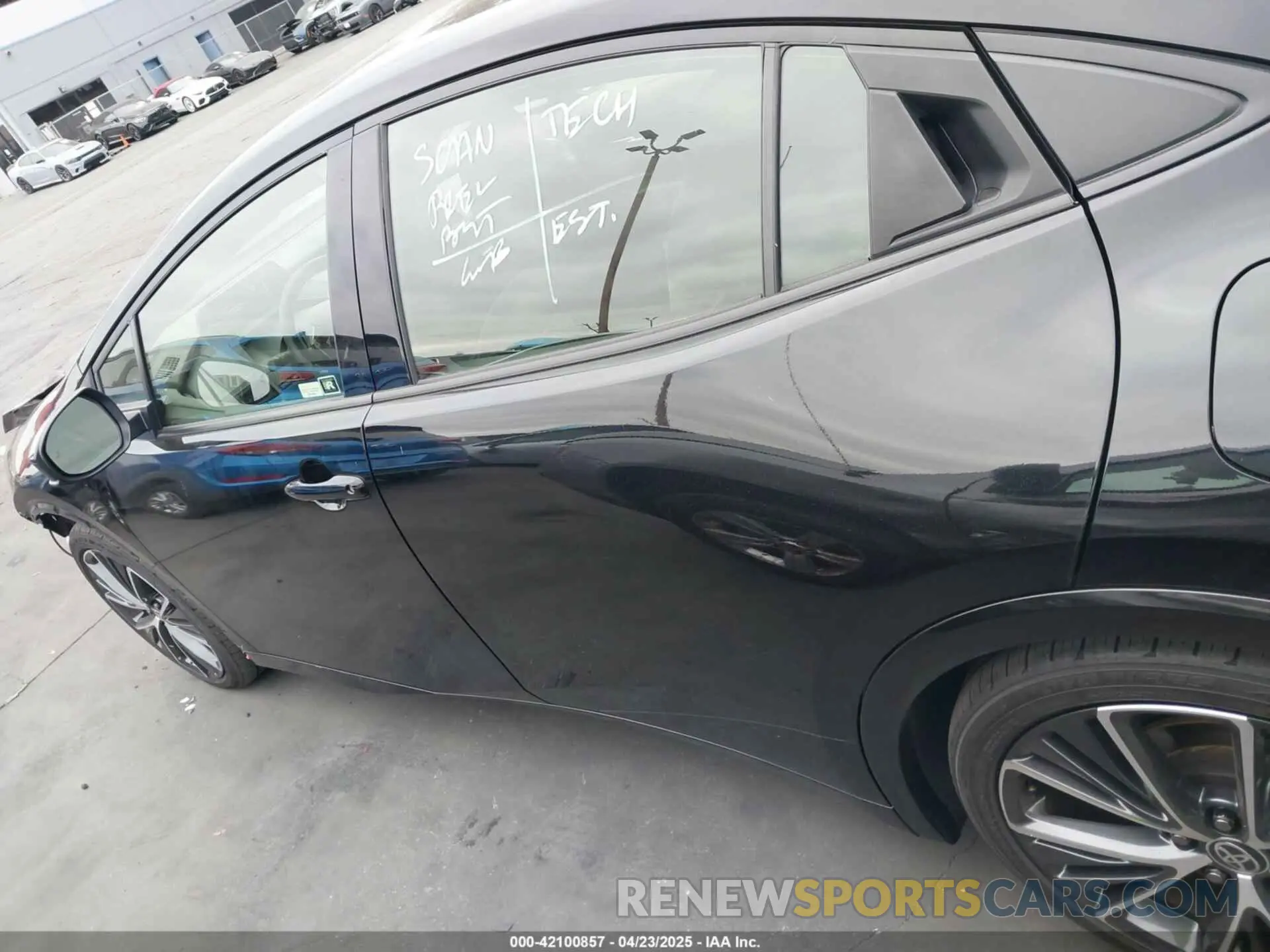 15 fotografías del automóvil dañado JTDACAAU7P3010701 TOYOTA PRIUS 2023