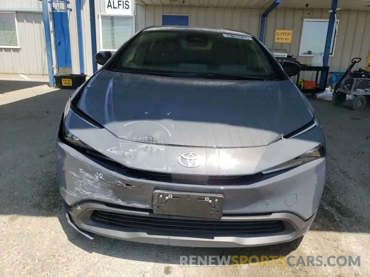 5 fotografías del automóvil dañado JTDACAAU9P3002728 TOYOTA PRIUS 2023