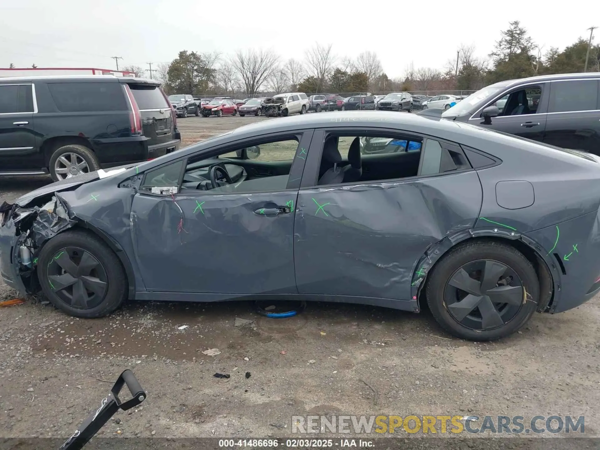 14 fotografías del automóvil dañado JTDACAAUXP3000714 TOYOTA PRIUS 2023