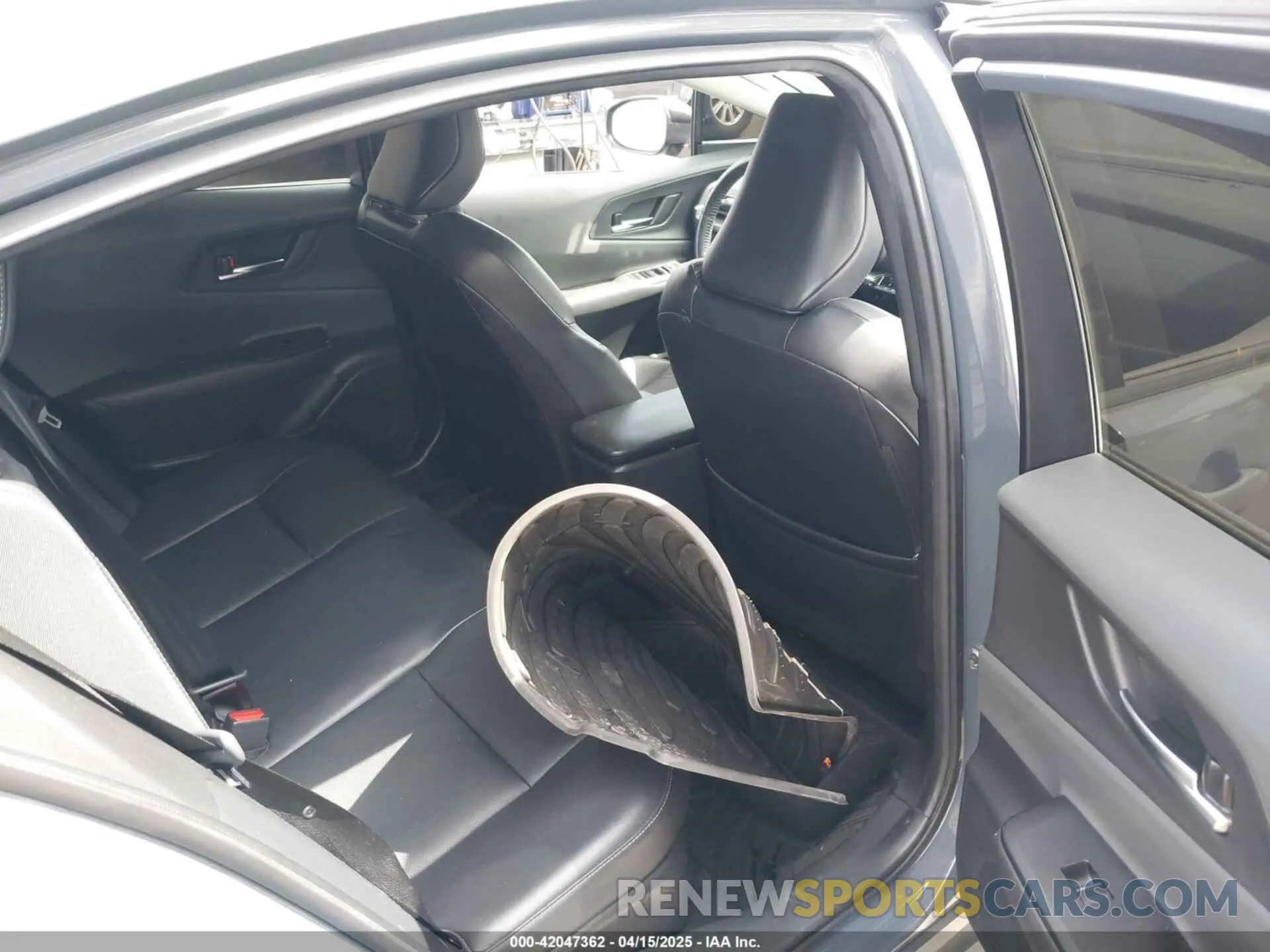 8 fotografías del automóvil dañado JTDACAAUXP3006206 TOYOTA PRIUS 2023