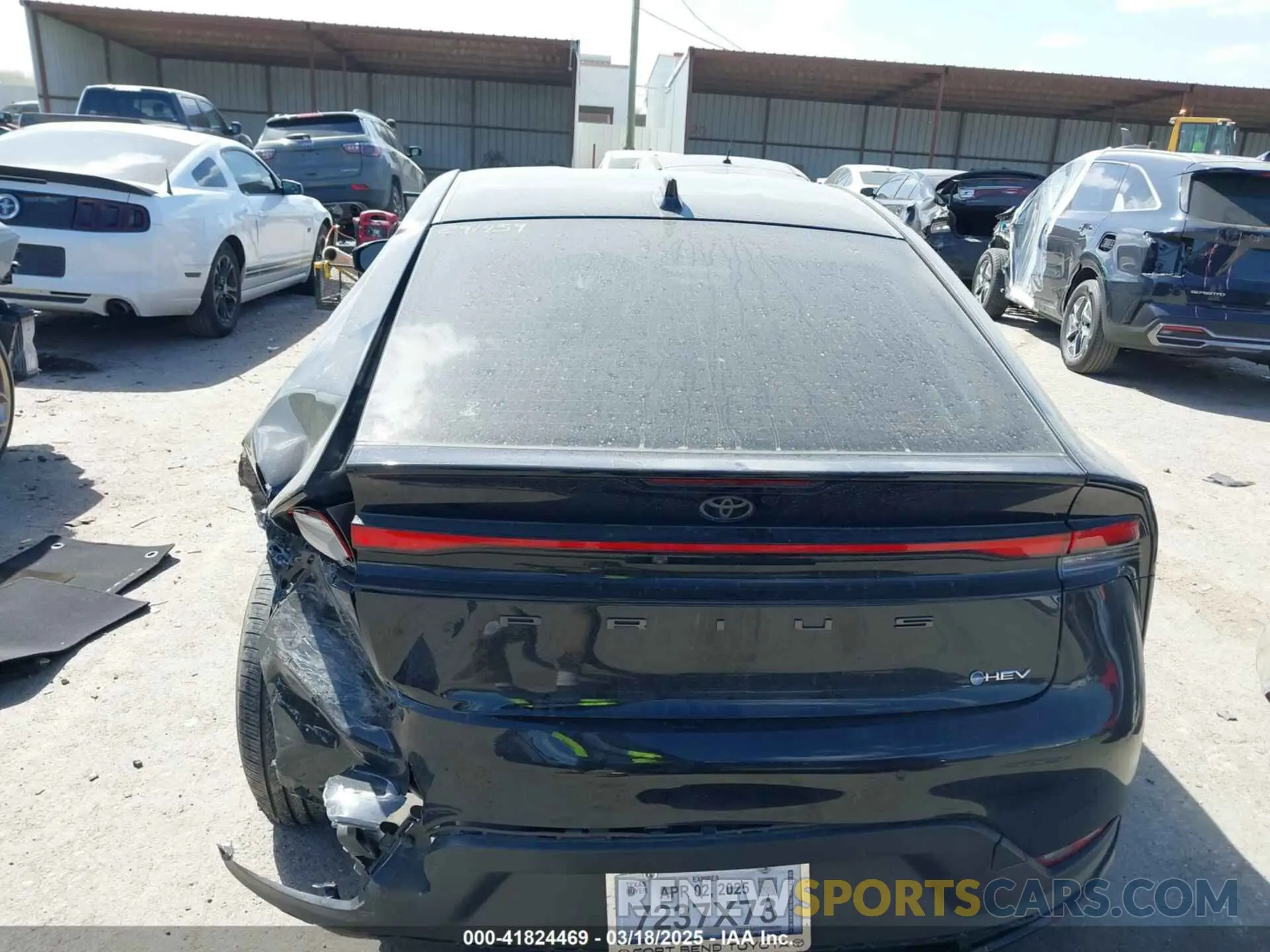 16 fotografías del automóvil dañado JTDACAAUXP3008201 TOYOTA PRIUS 2023