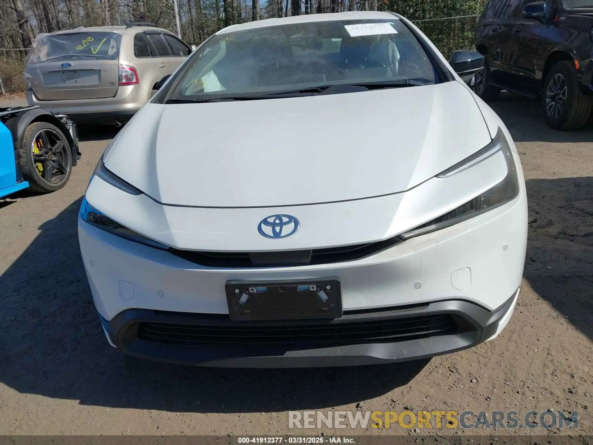 12 fotografías del automóvil dañado JTDACAAUXP3010983 TOYOTA PRIUS 2023