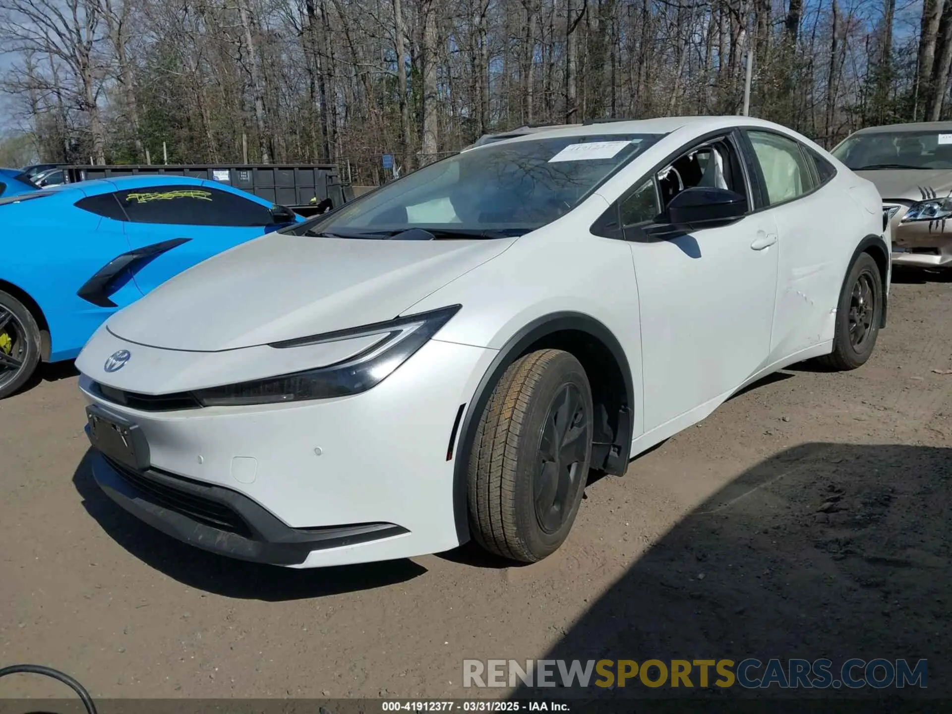 2 fotografías del automóvil dañado JTDACAAUXP3010983 TOYOTA PRIUS 2023