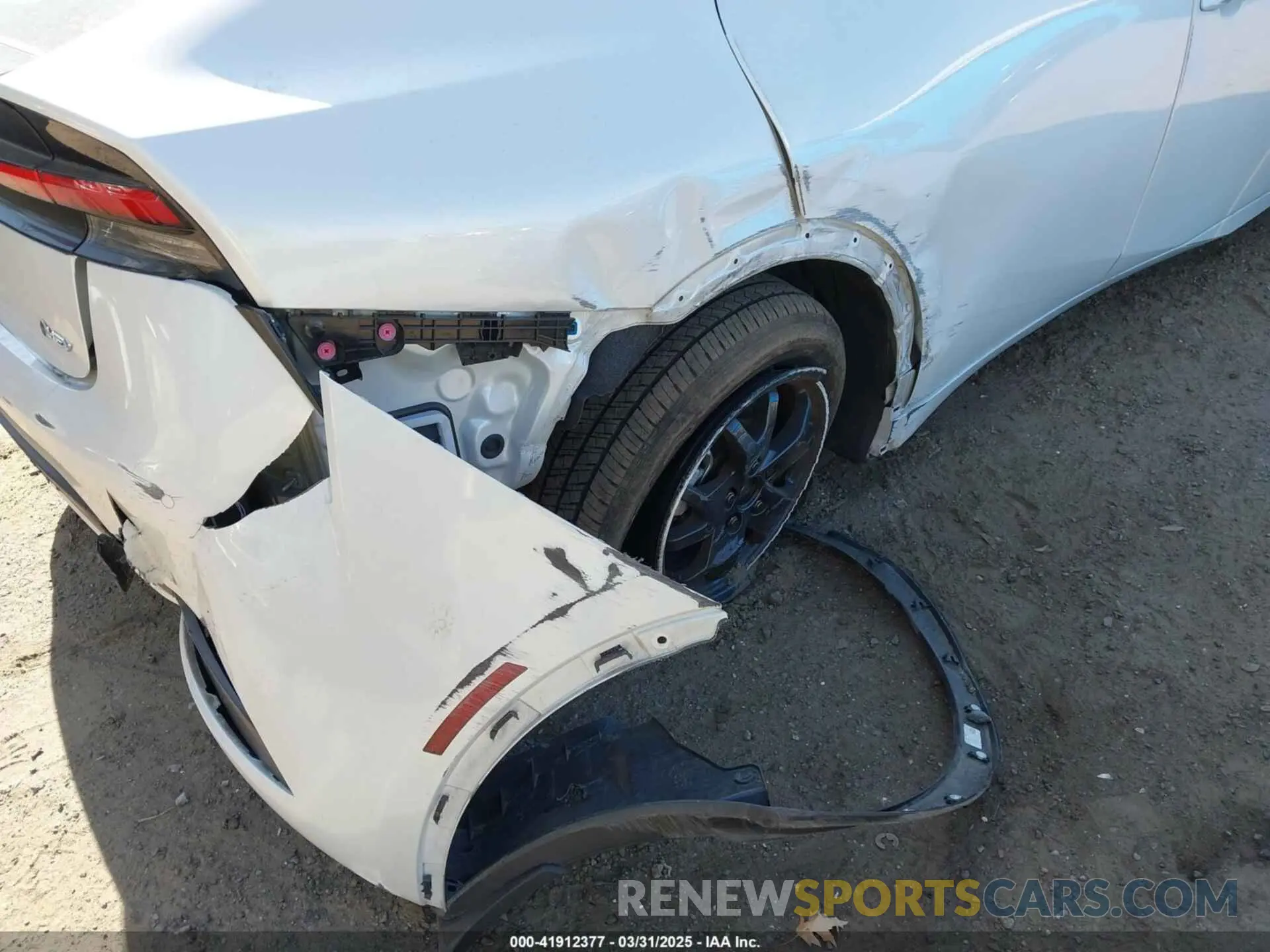 6 fotografías del automóvil dañado JTDACAAUXP3010983 TOYOTA PRIUS 2023