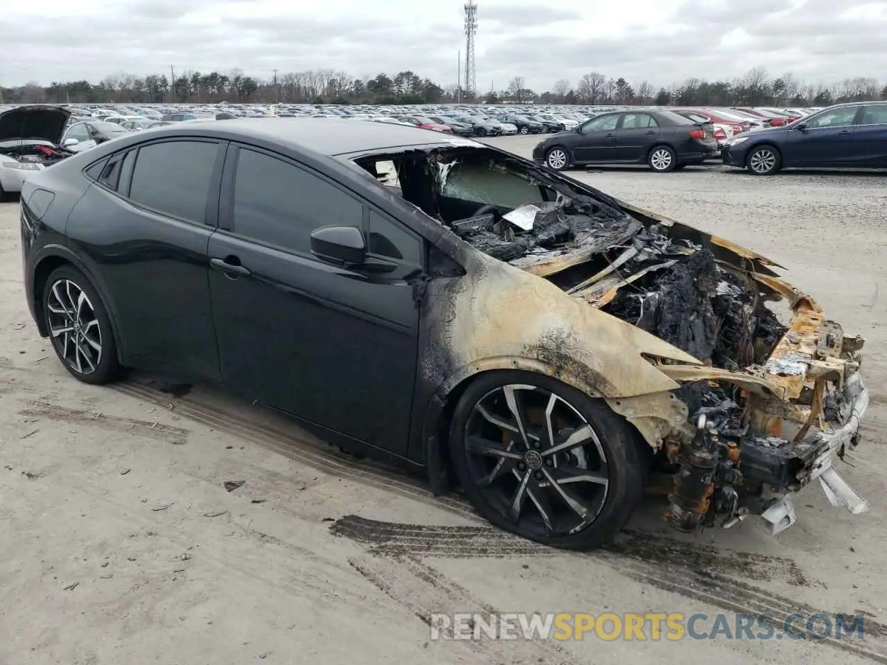 4 fotografías del automóvil dañado JTDACACU6P3006992 TOYOTA PRIUS 2023