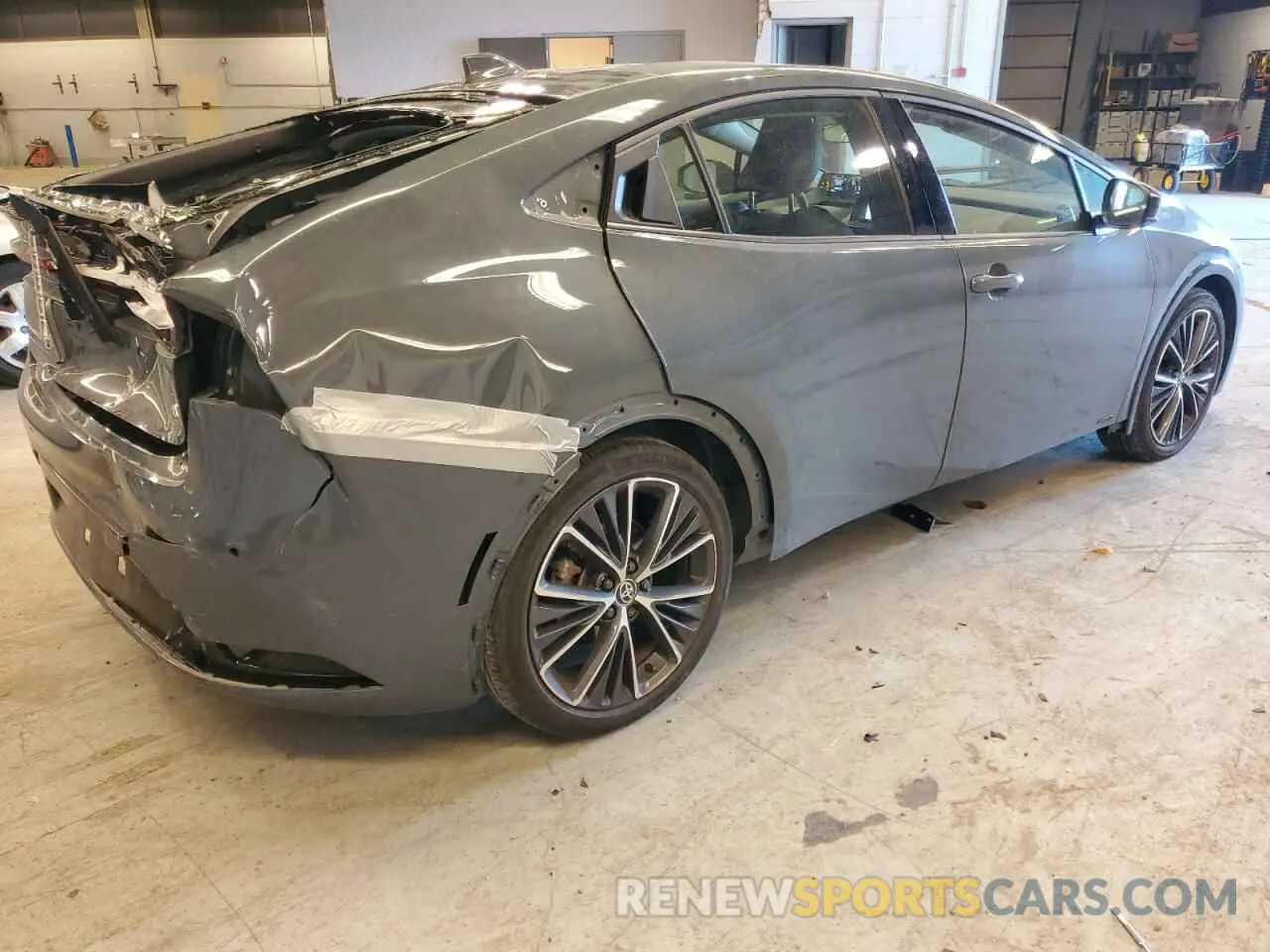3 fotografías del automóvil dañado JTDADABU7P3004165 TOYOTA PRIUS 2023