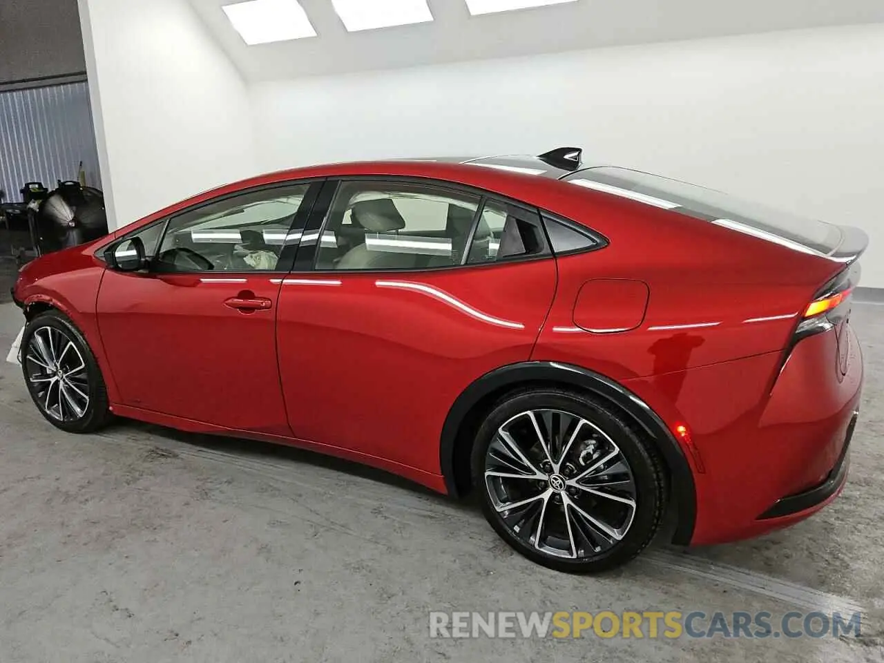2 fotografías del automóvil dañado JTDADABU9P3002207 TOYOTA PRIUS 2023