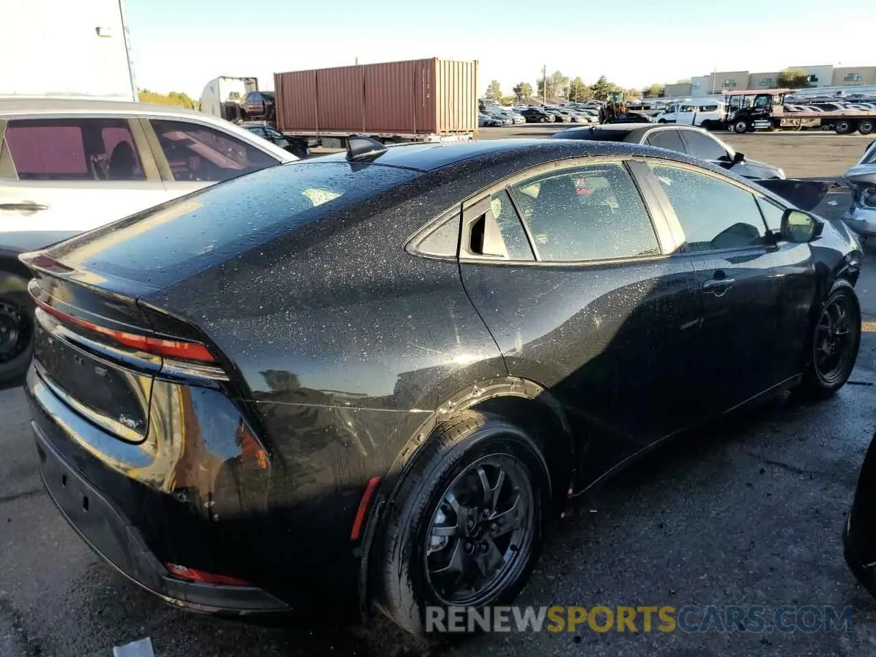 3 fotografías del automóvil dañado JTDACAAU0R3024961 TOYOTA PRIUS 2024