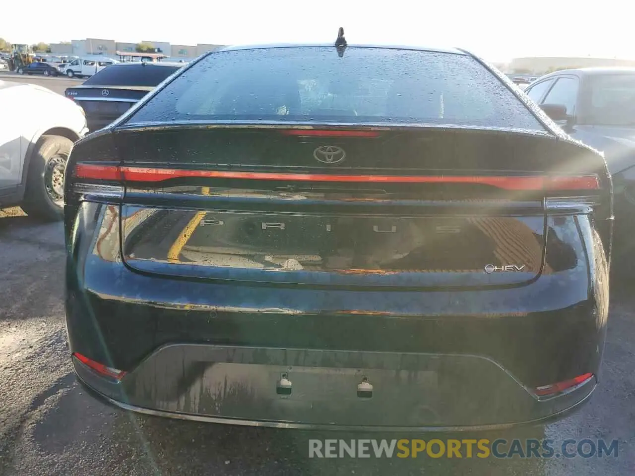 6 fotografías del automóvil dañado JTDACAAU0R3024961 TOYOTA PRIUS 2024