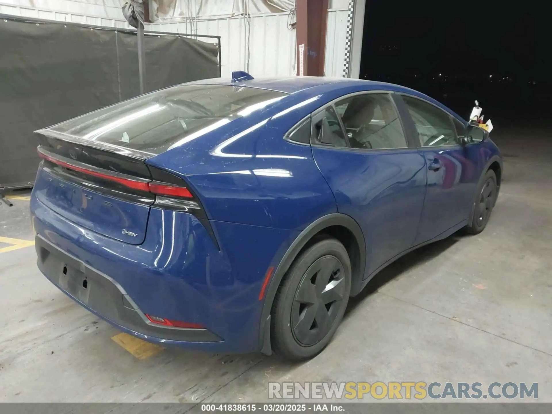 4 fotografías del automóvil dañado JTDACAAU0R3030582 TOYOTA PRIUS 2024
