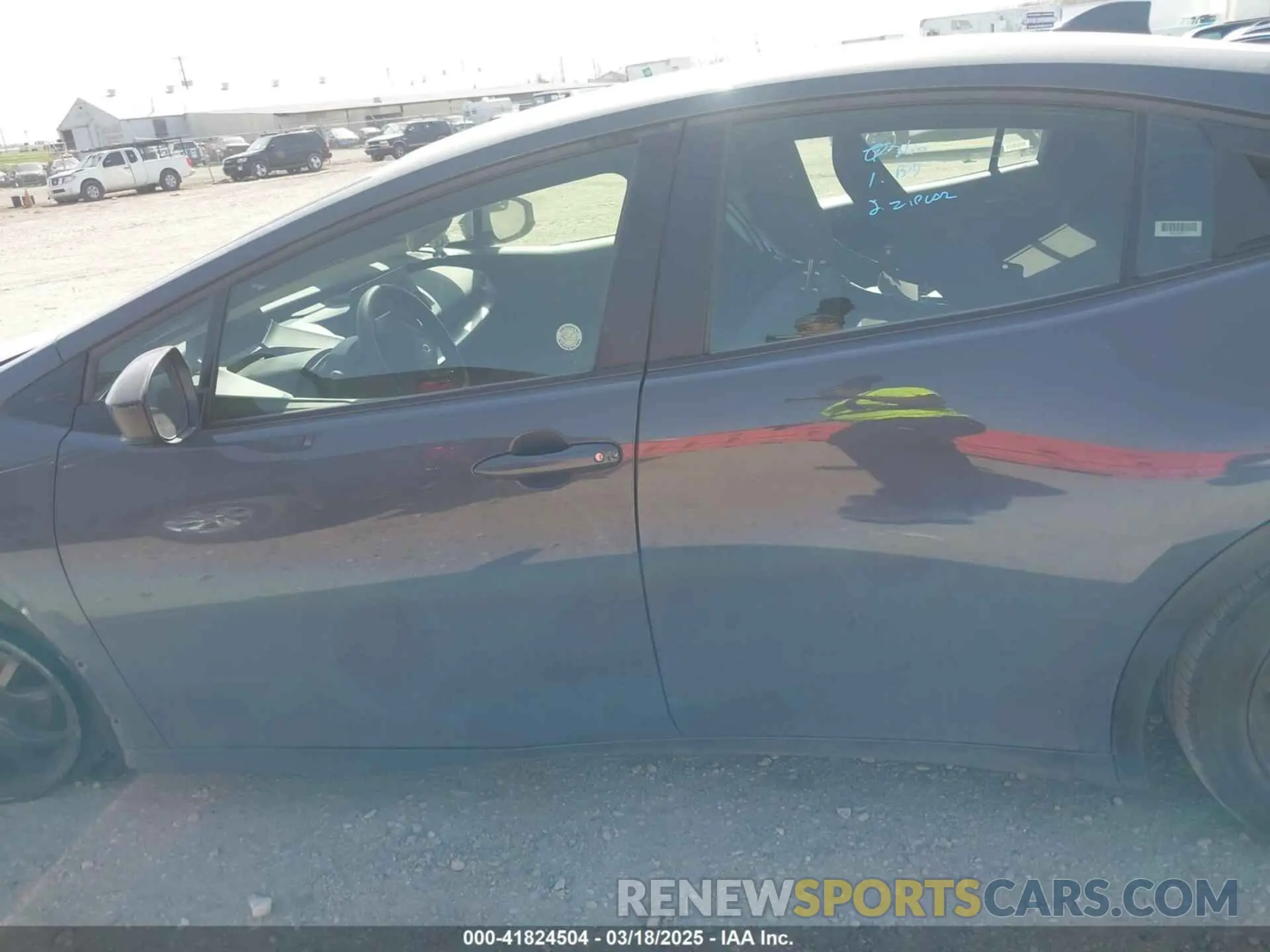 14 fotografías del automóvil dañado JTDACAAU1R3015833 TOYOTA PRIUS 2024