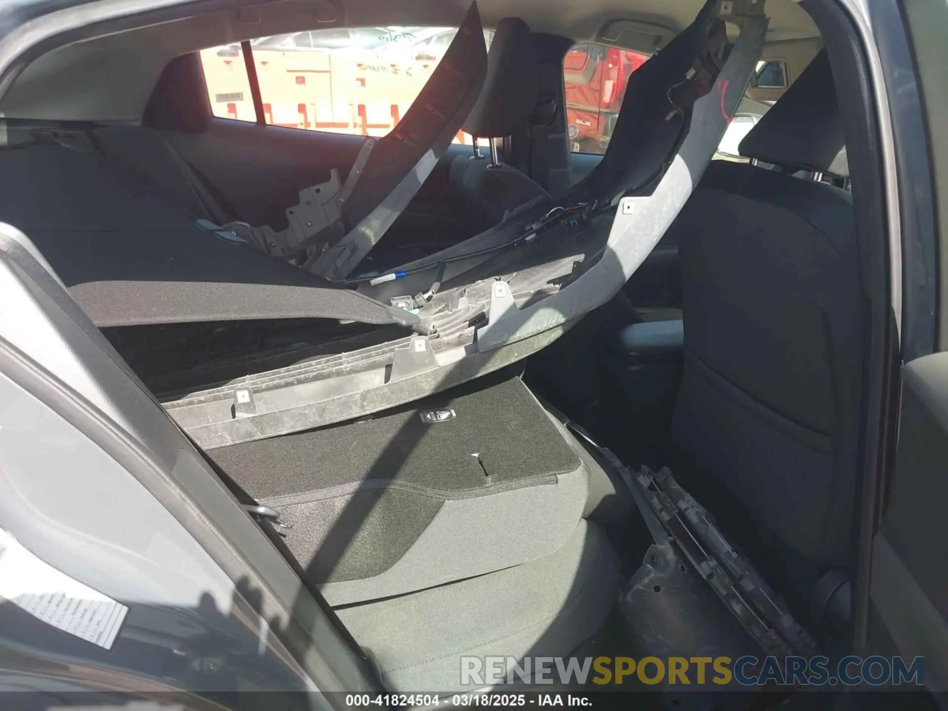 8 fotografías del automóvil dañado JTDACAAU1R3015833 TOYOTA PRIUS 2024