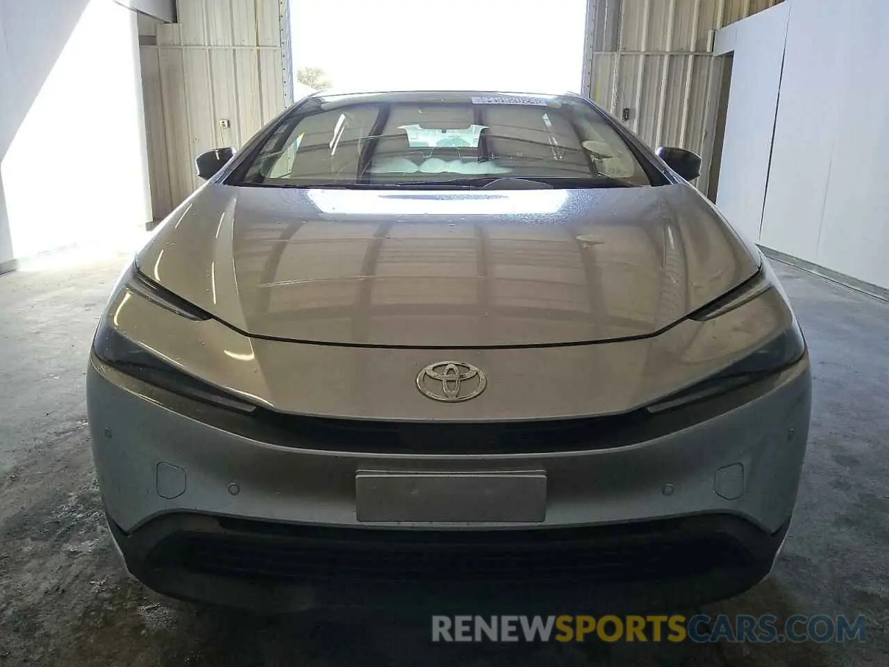5 fotografías del automóvil dañado JTDACAAU1R3023897 TOYOTA PRIUS 2024
