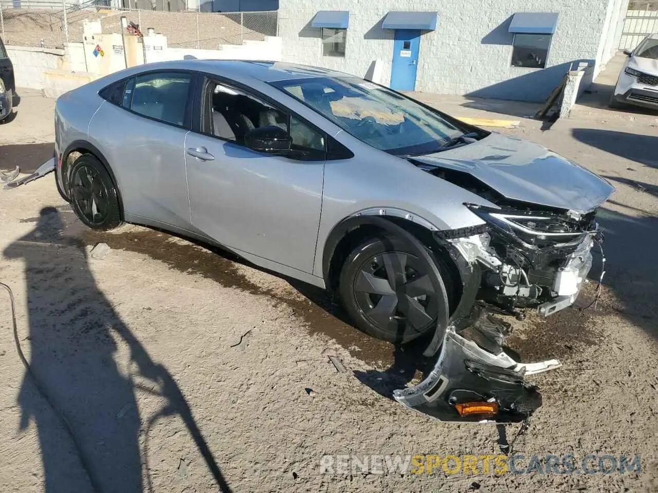 4 fotografías del automóvil dañado JTDACAAU2R3025089 TOYOTA PRIUS 2024