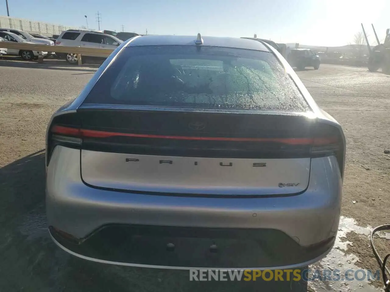 6 fotografías del automóvil dañado JTDACAAU2R3025089 TOYOTA PRIUS 2024