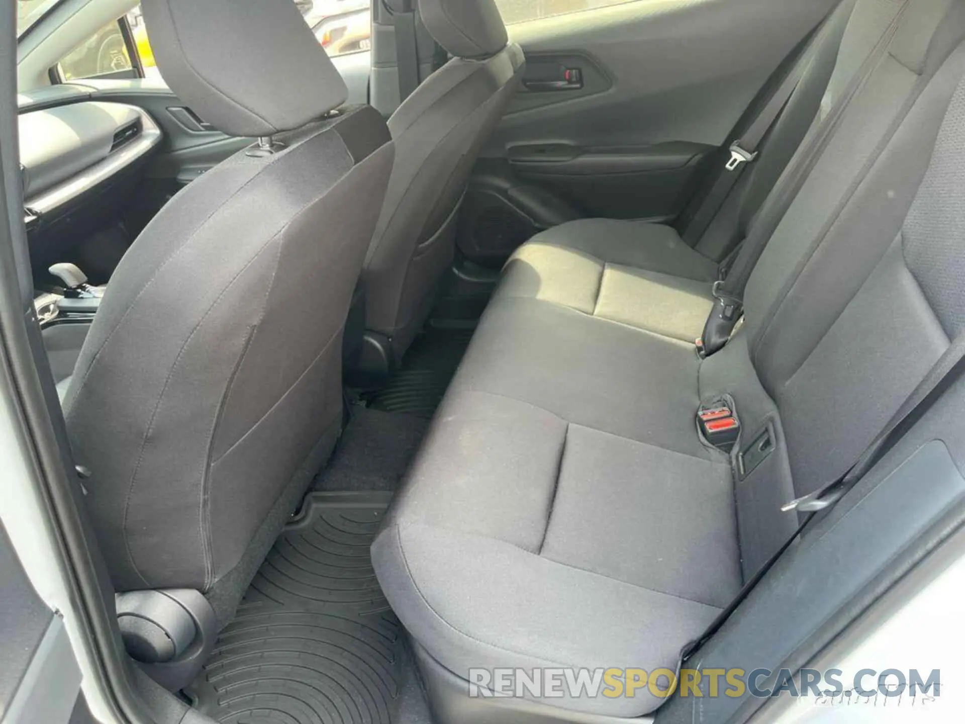 10 fotografías del automóvil dañado JTDACAAU2R3037503 TOYOTA PRIUS 2024