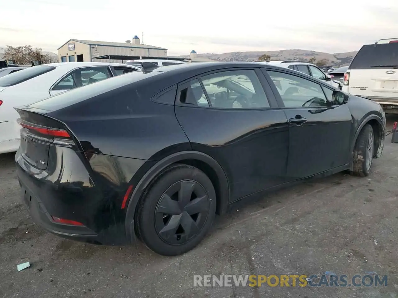 3 fotografías del automóvil dañado JTDACAAU2R3041163 TOYOTA PRIUS 2024