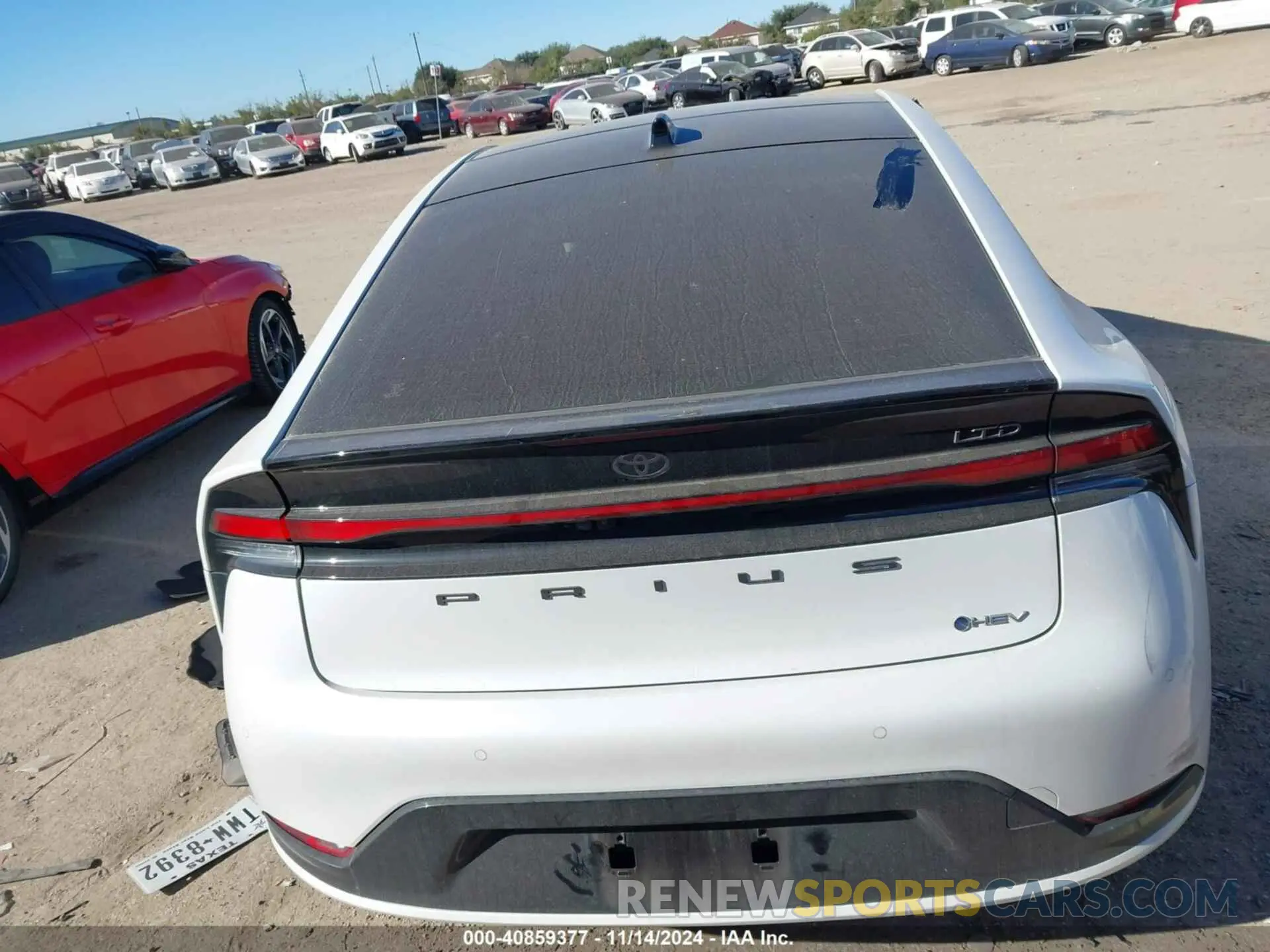 16 fotografías del automóvil dañado JTDACAAU3R3018992 TOYOTA PRIUS 2024