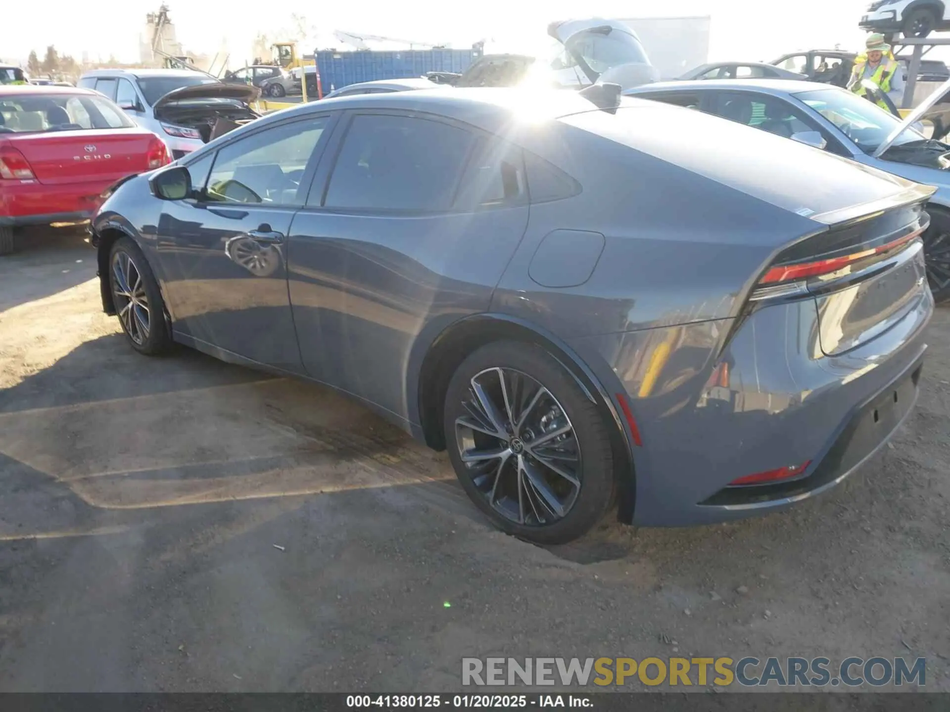 3 fotografías del automóvil dañado JTDACAAU3R3022864 TOYOTA PRIUS 2024