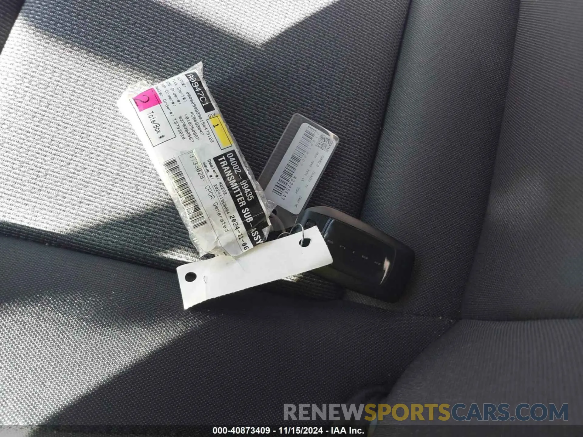 11 fotografías del automóvil dañado JTDACAAU3R3025649 TOYOTA PRIUS 2024