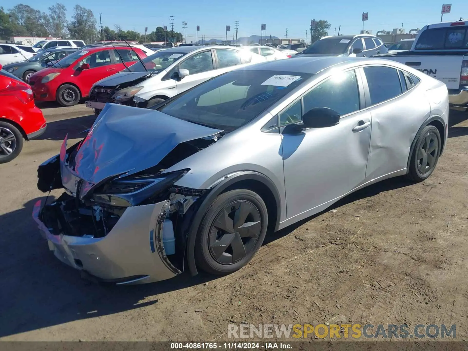 2 fotografías del automóvil dañado JTDACAAU4R3017916 TOYOTA PRIUS 2024