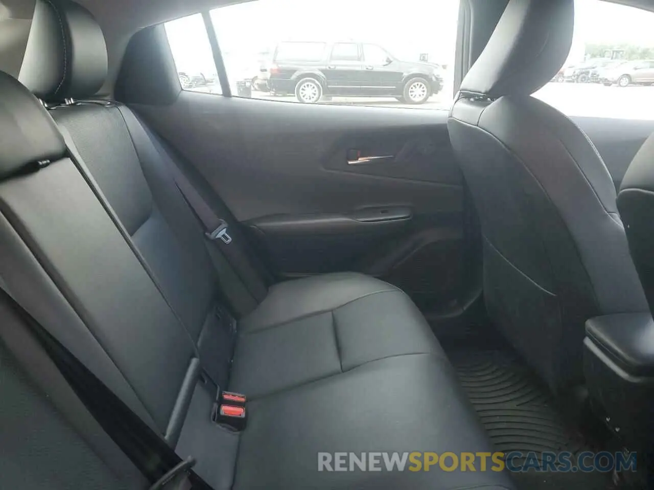 10 fotografías del automóvil dañado JTDACAAU4R3024042 TOYOTA PRIUS 2024