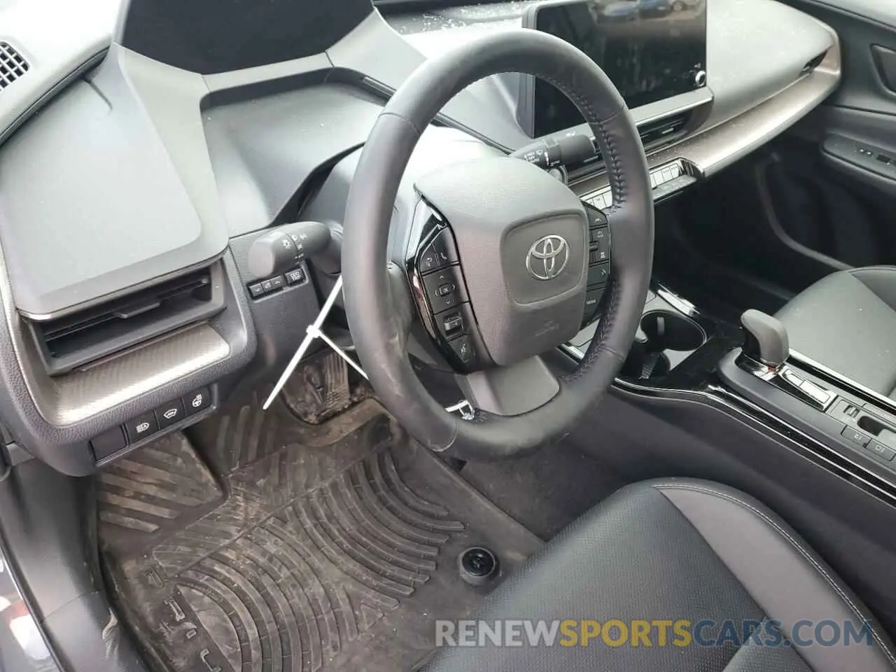 8 fotografías del automóvil dañado JTDACAAU4R3024042 TOYOTA PRIUS 2024