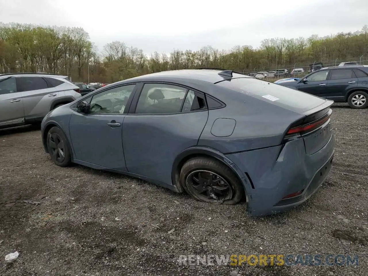 2 fotografías del automóvil dañado JTDACAAU6R3026309 TOYOTA PRIUS 2024