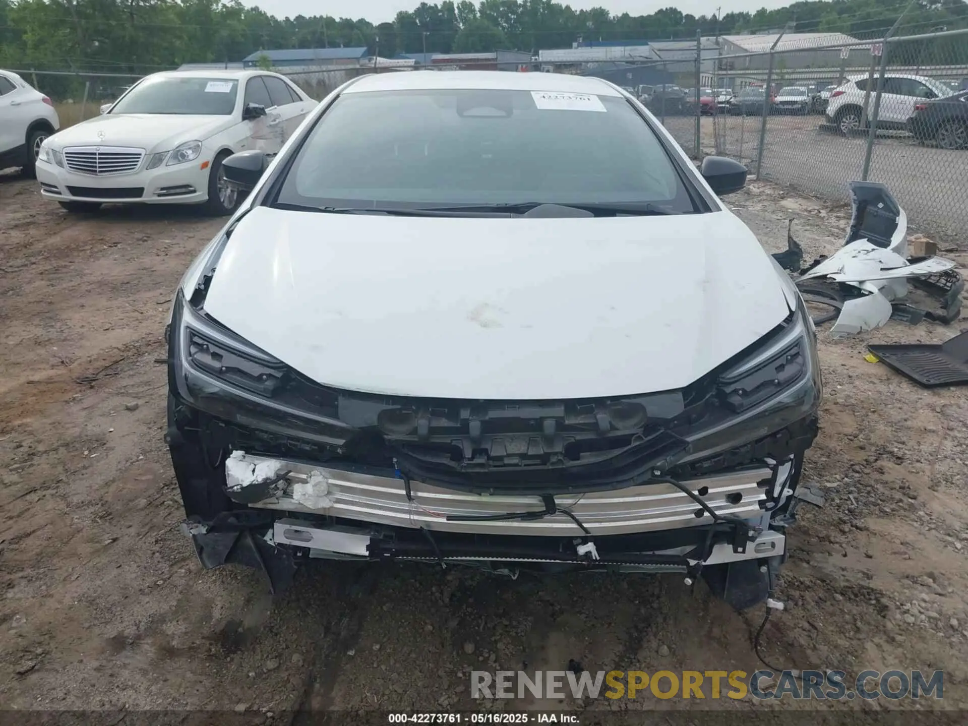 13 fotografías del automóvil dañado JTDACAAU6R3038069 TOYOTA PRIUS 2024
