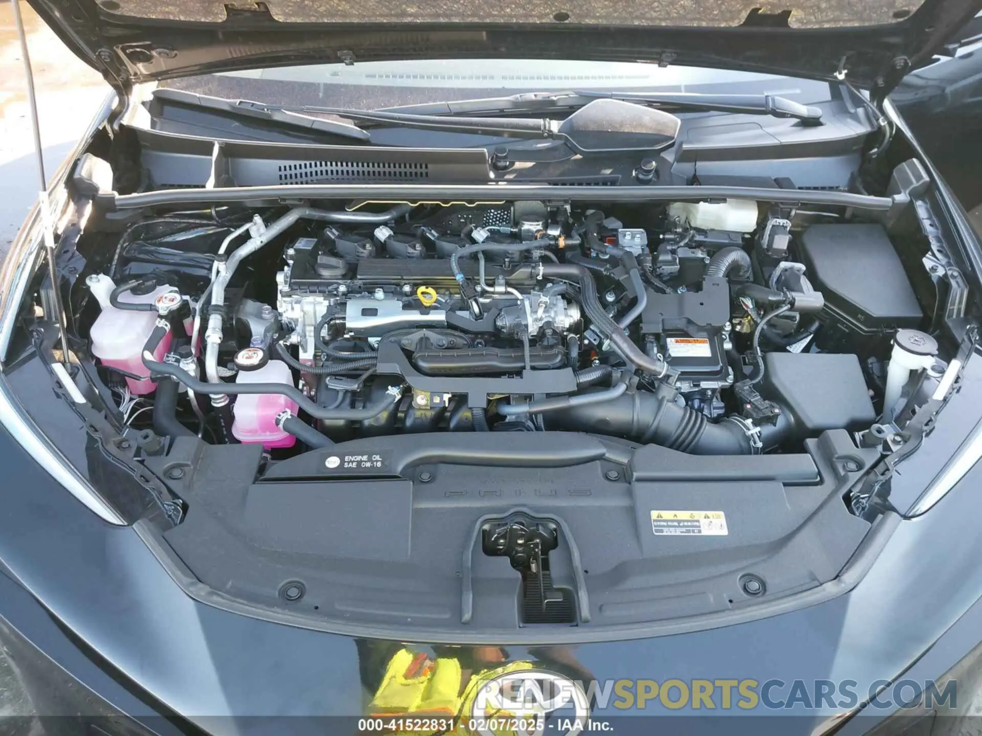 10 fotografías del automóvil dañado JTDACAAU6R3040386 TOYOTA PRIUS 2024